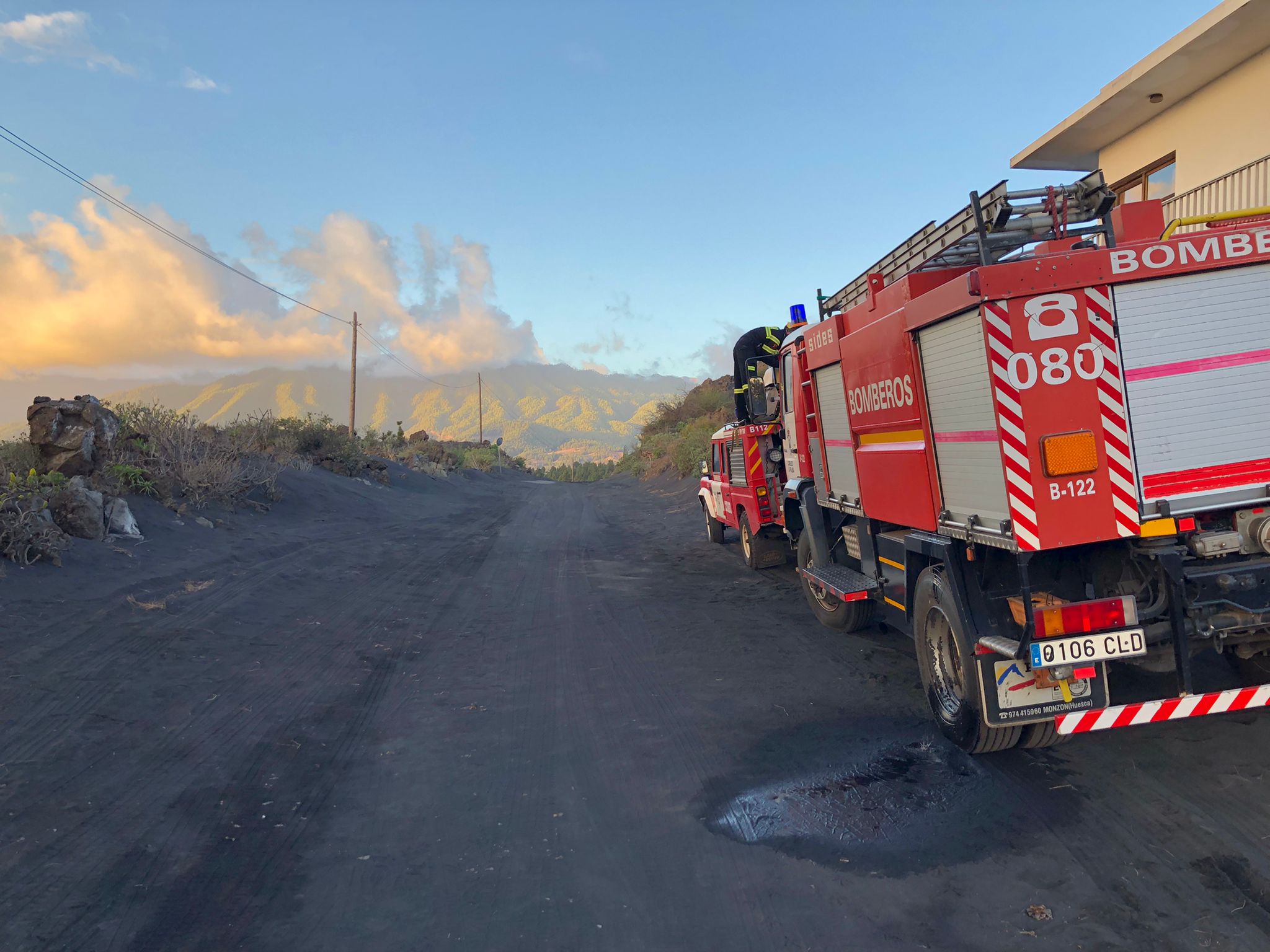 Fotos: Los Bomebros de Bilbao, en el volcán Cumbre Vieja