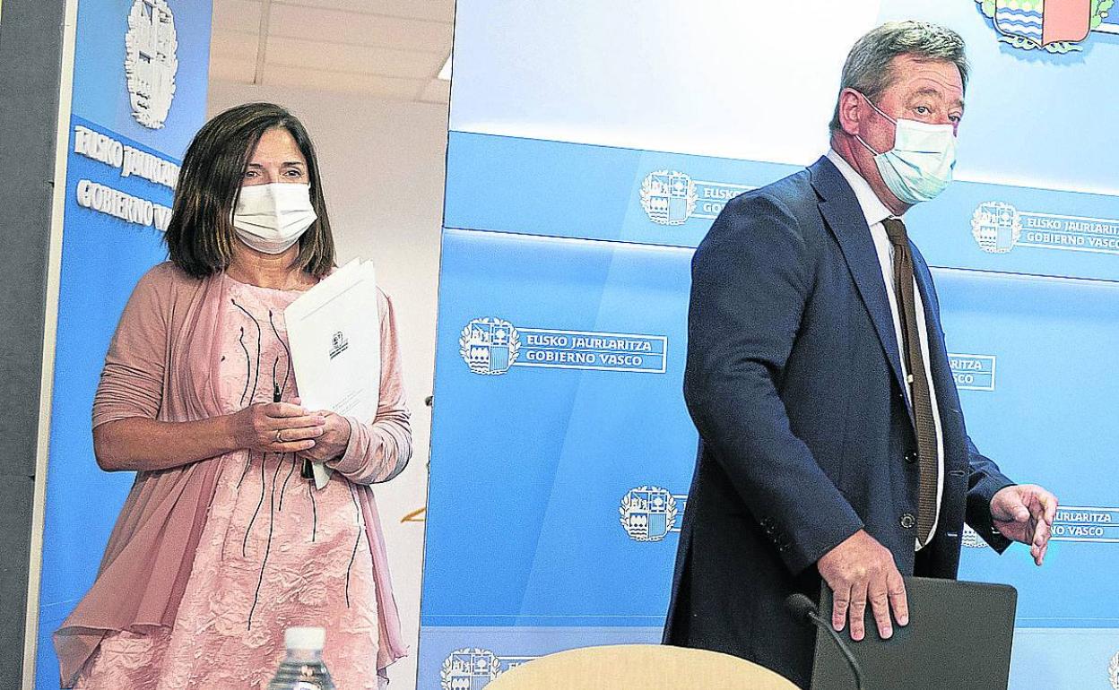 Artolazabal y Zupiria, en el Consejo de Gobierno de julio de 2021 en el que se presentó el proyecto. 