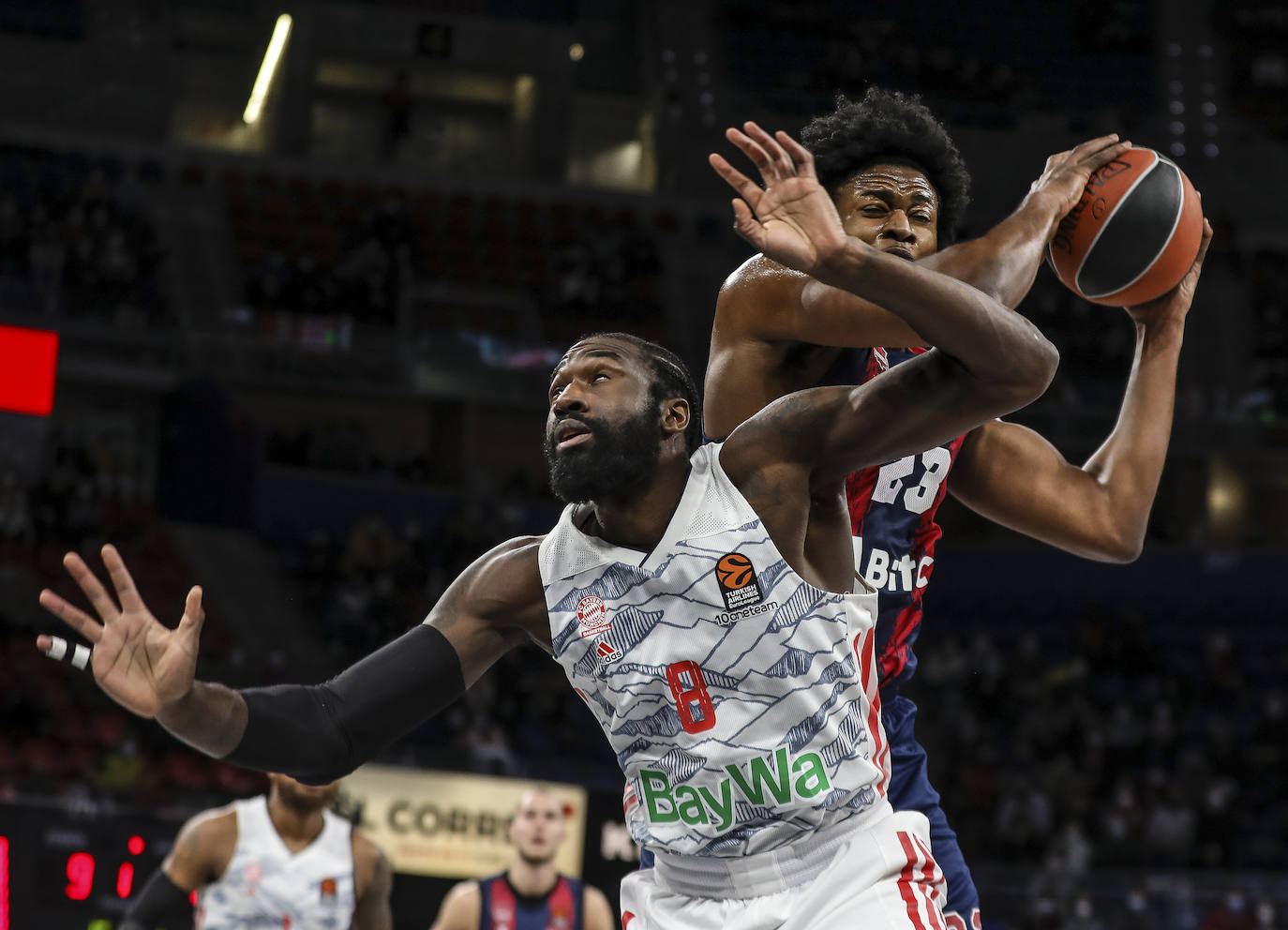 Fotos: Las imágenes del Baskonia - Bayern