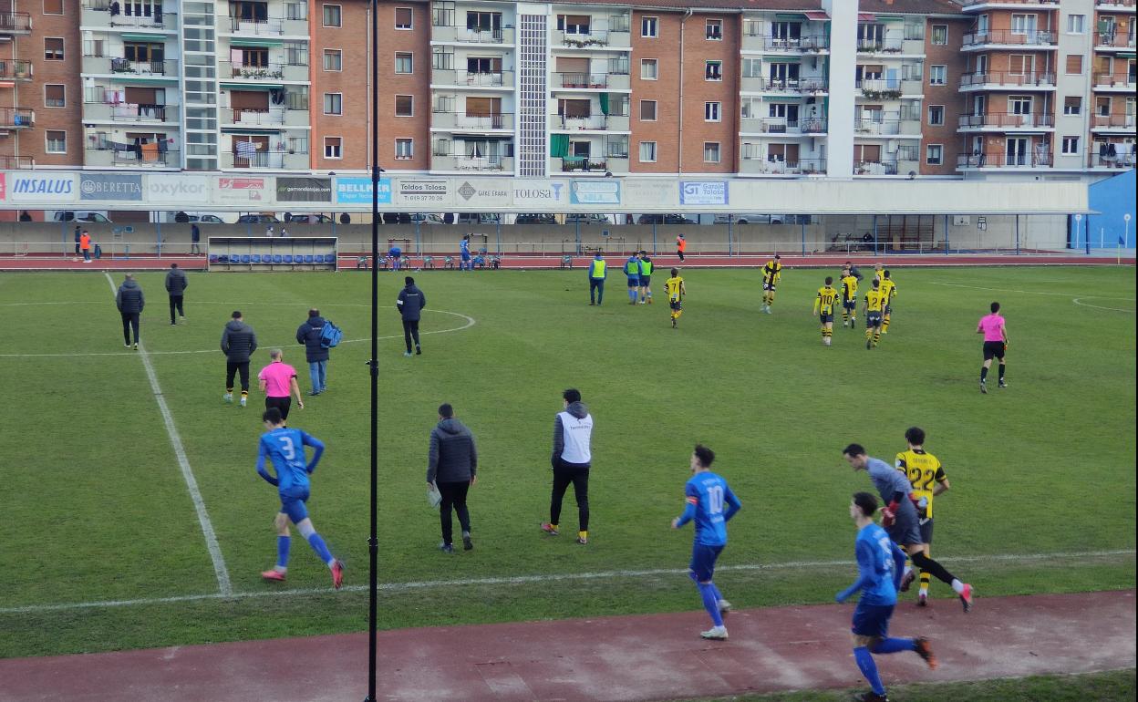 El Portugalete duerme líder tras arrasar al colista