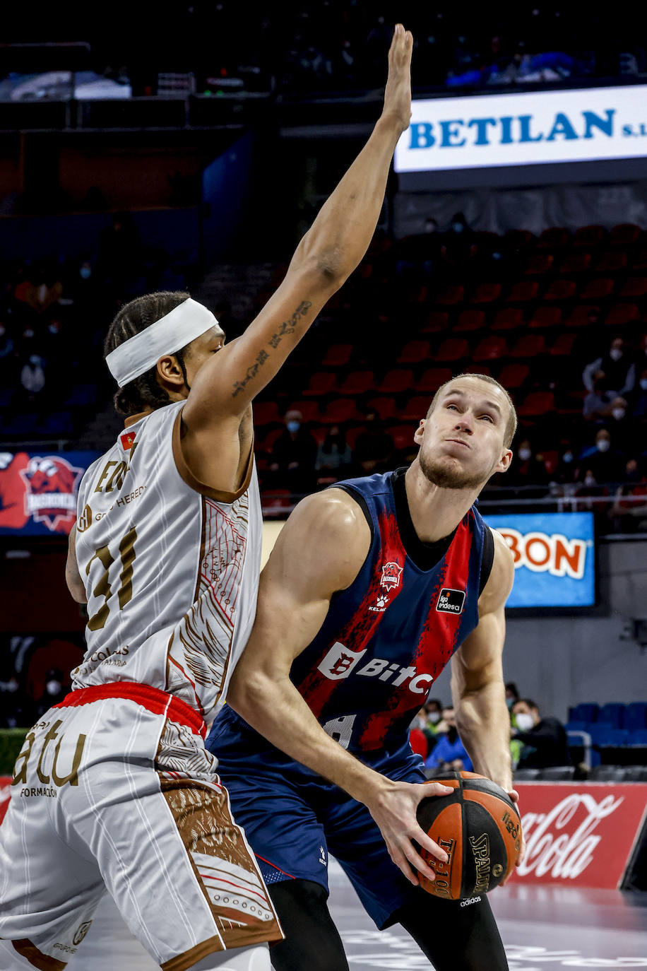 Fotos: La mejores imágenes del Baskonia-Burgos