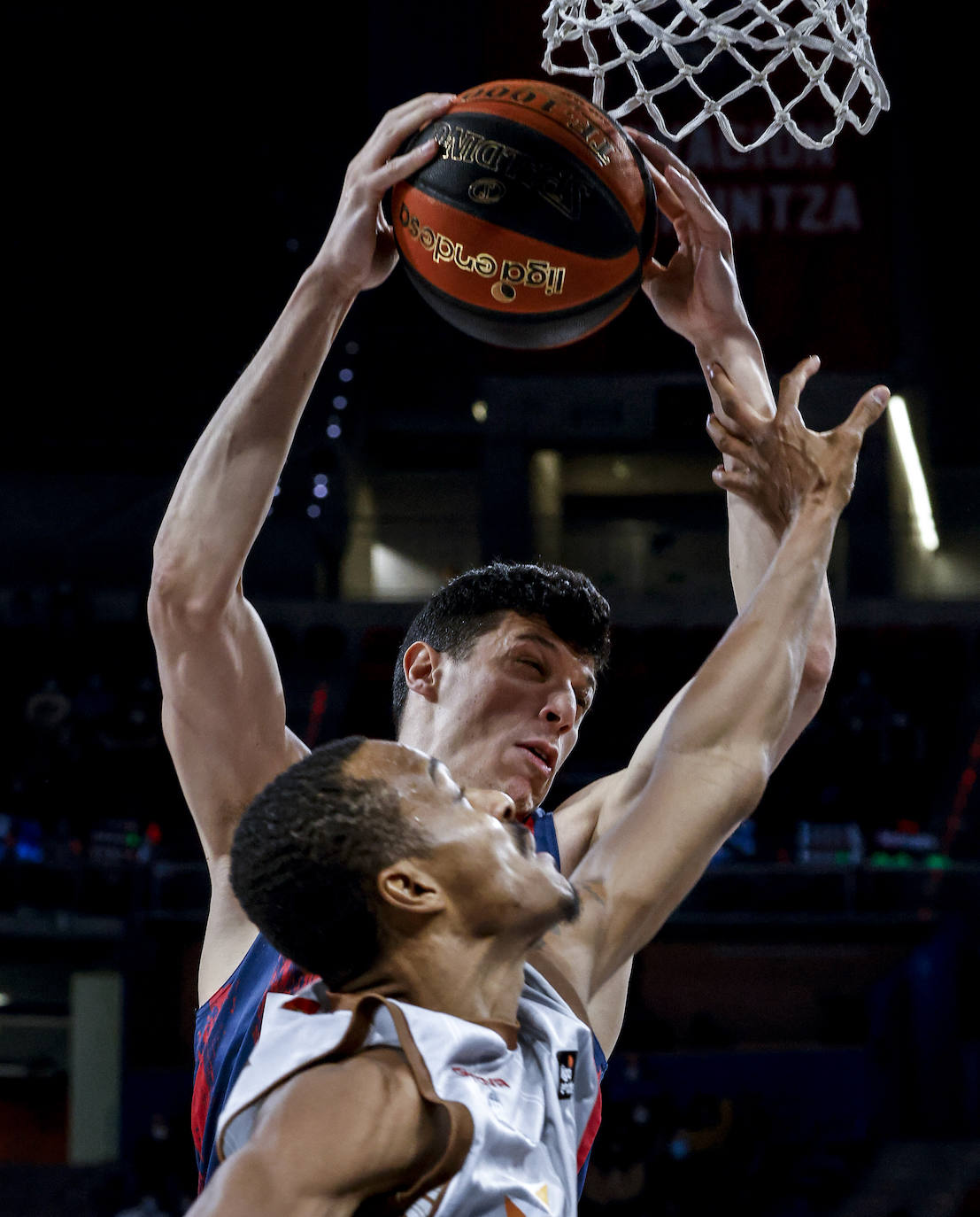 Fotos: La mejores imágenes del Baskonia-Burgos