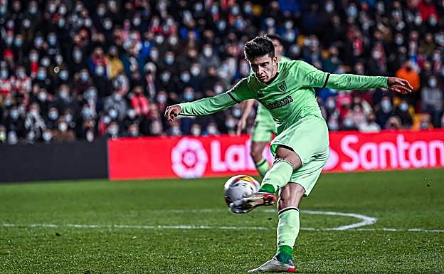 Nico Serrano descorcha su talento