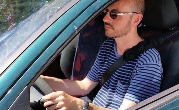 La DGT advierte a los conductores que usan gafas o lentillas