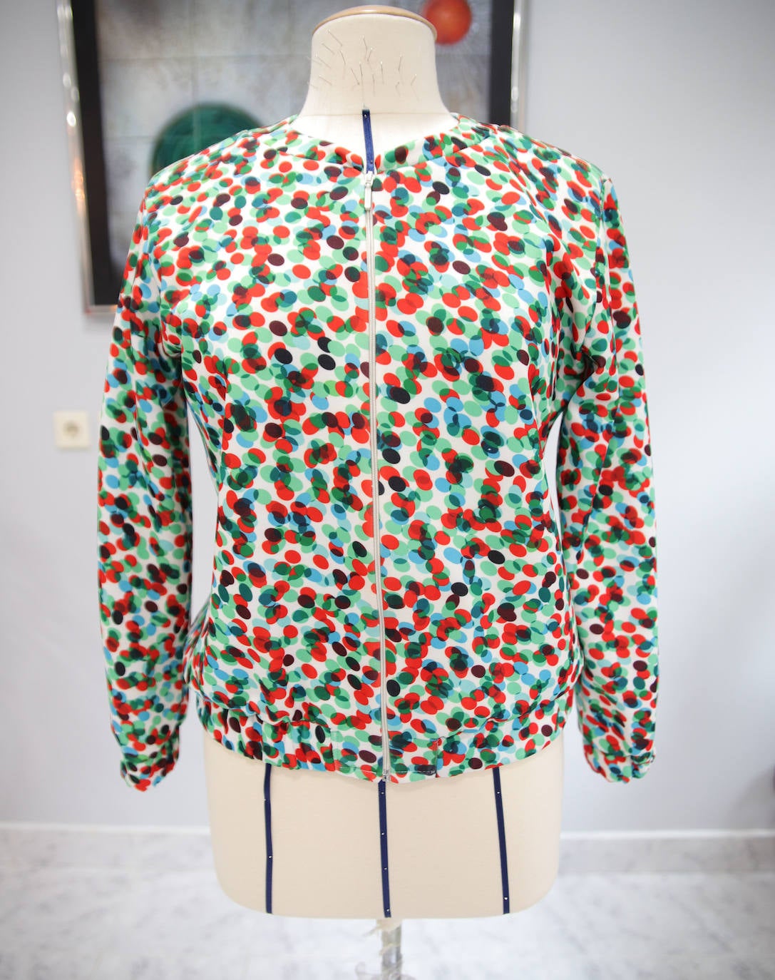 Fotos: El sueño de Saidou, el diseñador de moda que ha abierto una tienda-taller en Santutxu