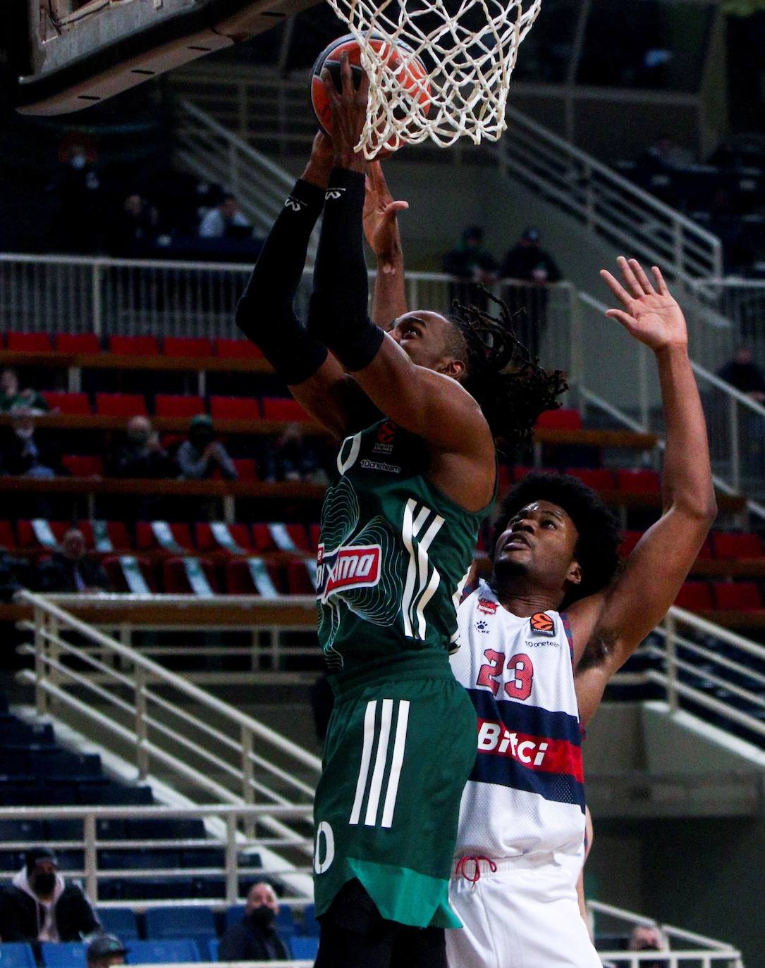Fotos: Las mejores imágenes del Panathinaikos - Baskonia