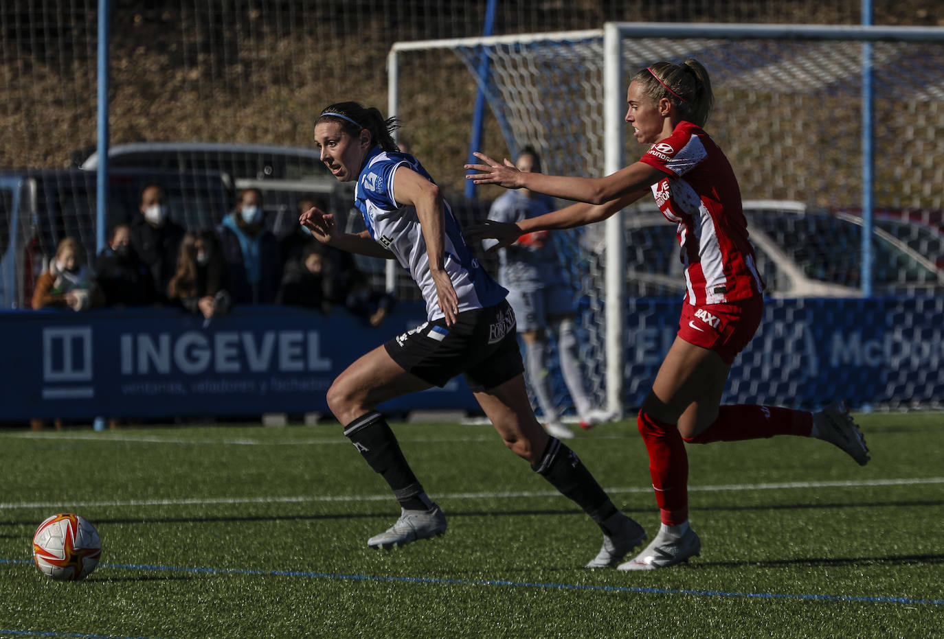Fotos: Las mejores imágenes del Alavés Glorisas-Atlético