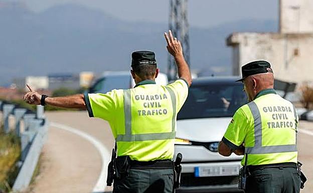 La Guardia Civil advierte que desvelar sus controles es ayudar a los malos