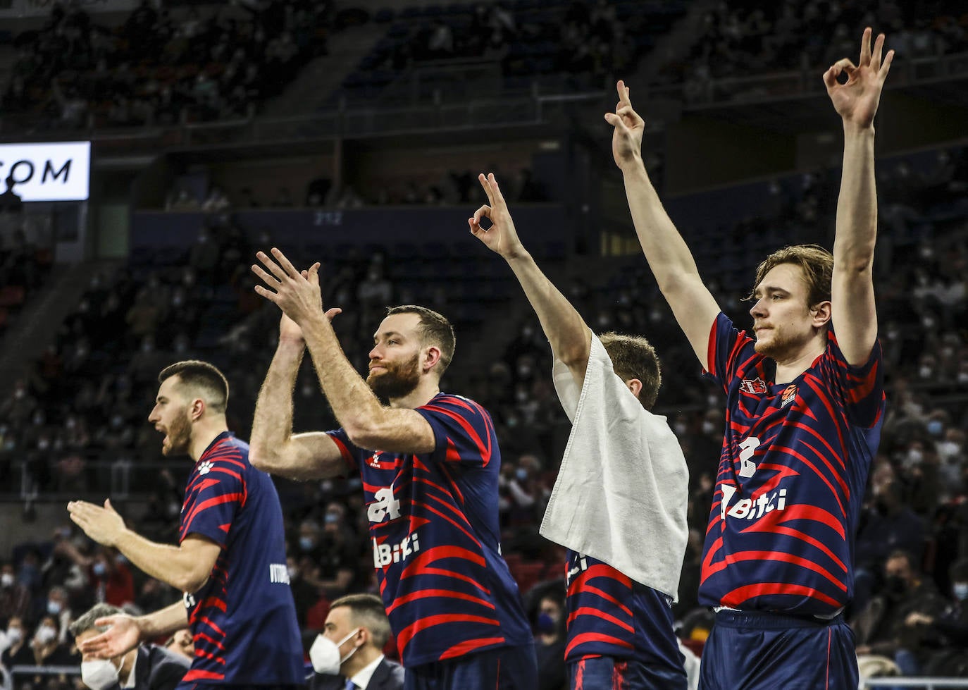 Fotos: Las mejores imágenes del Baskonia - Olympiacos