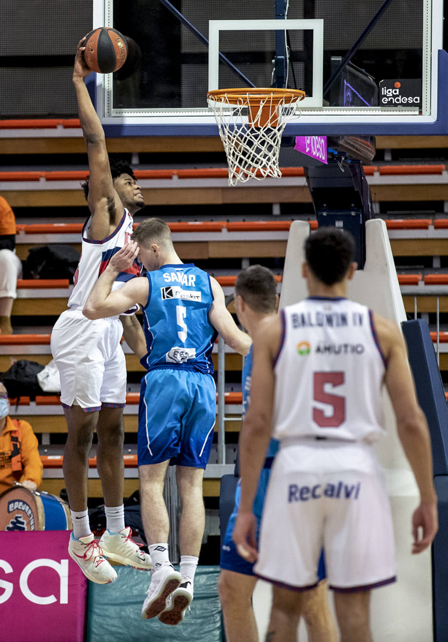 Fotos: Las mejores imágenes del Fuenlabrada-Baskonia