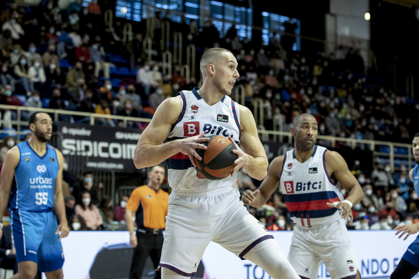 Fotos: Las mejores imágenes del Fuenlabrada-Baskonia