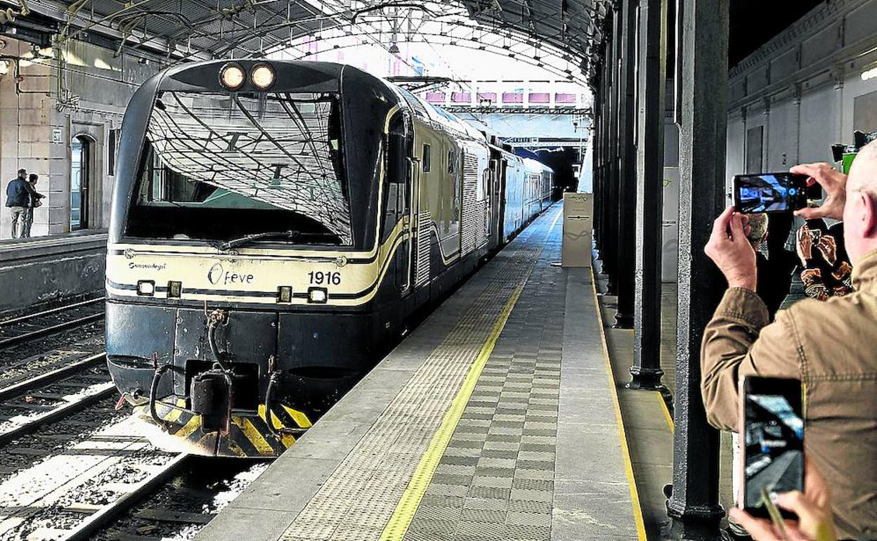 El Costa Verde Express enlazará Bilbao y Santiago de Compostela en seis jornadas de viaje. 