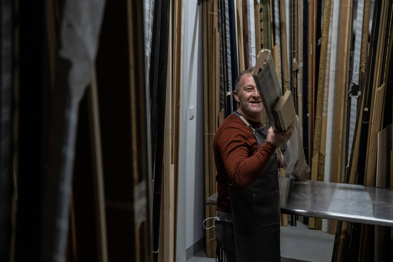 Fotos: El desconocido callejón de Bilbao lleno de arte y artesanía que recuerda a Santorini