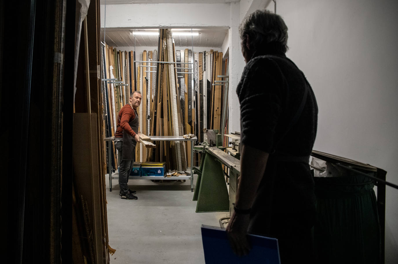 Fotos: El desconocido callejón de Bilbao lleno de arte y artesanía que recuerda a Santorini