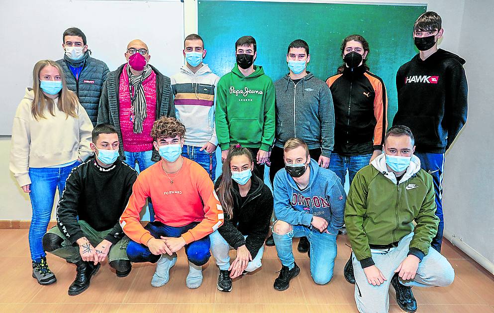 Los alumnos de Arkaute estudian Paisajismo, Jardinería y Floristería. 