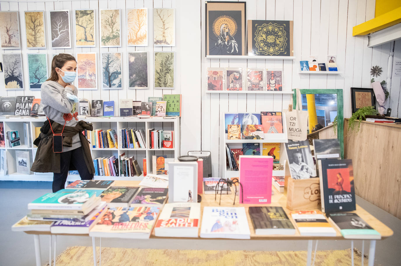 Fotos: &#039;La ilusa&#039;: la nueva (y diferente) librería de Bilbao que se rinde a la moda y el arte