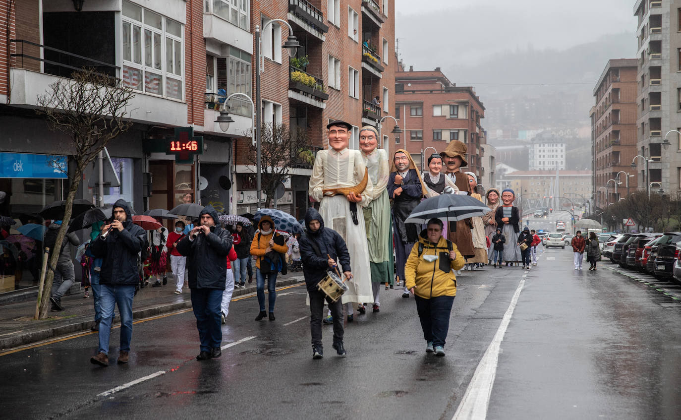 Fotos: El desfile de carnaval de Deusto más esperado