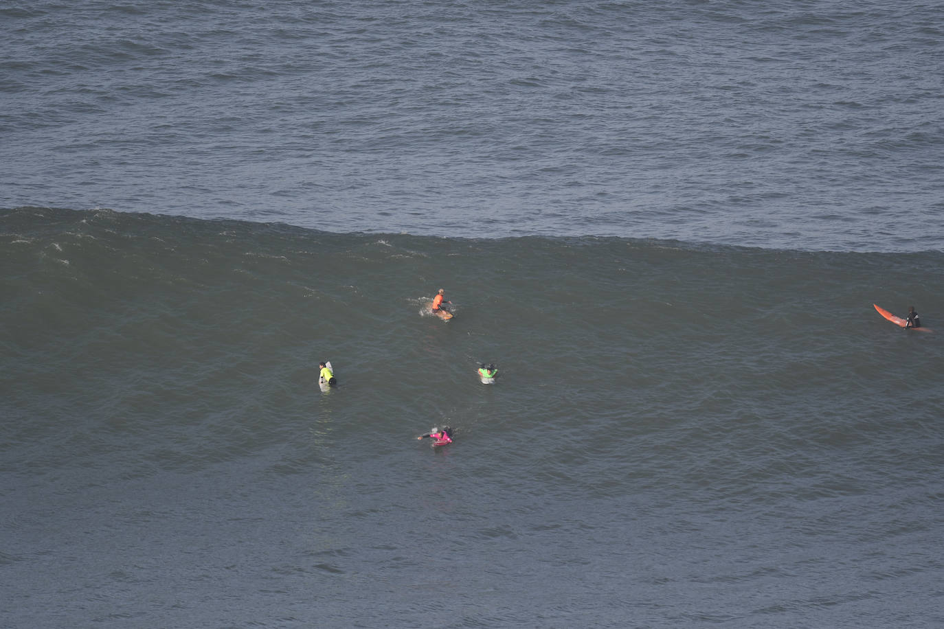 Fotos: Espectáculo en el campeonato de surf Punta Galea Challenge de Getxo