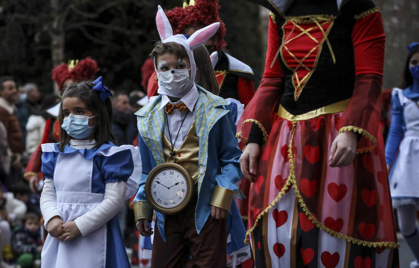 Fotos: Búscate en las fotos del desfile de comparsas del Carnaval