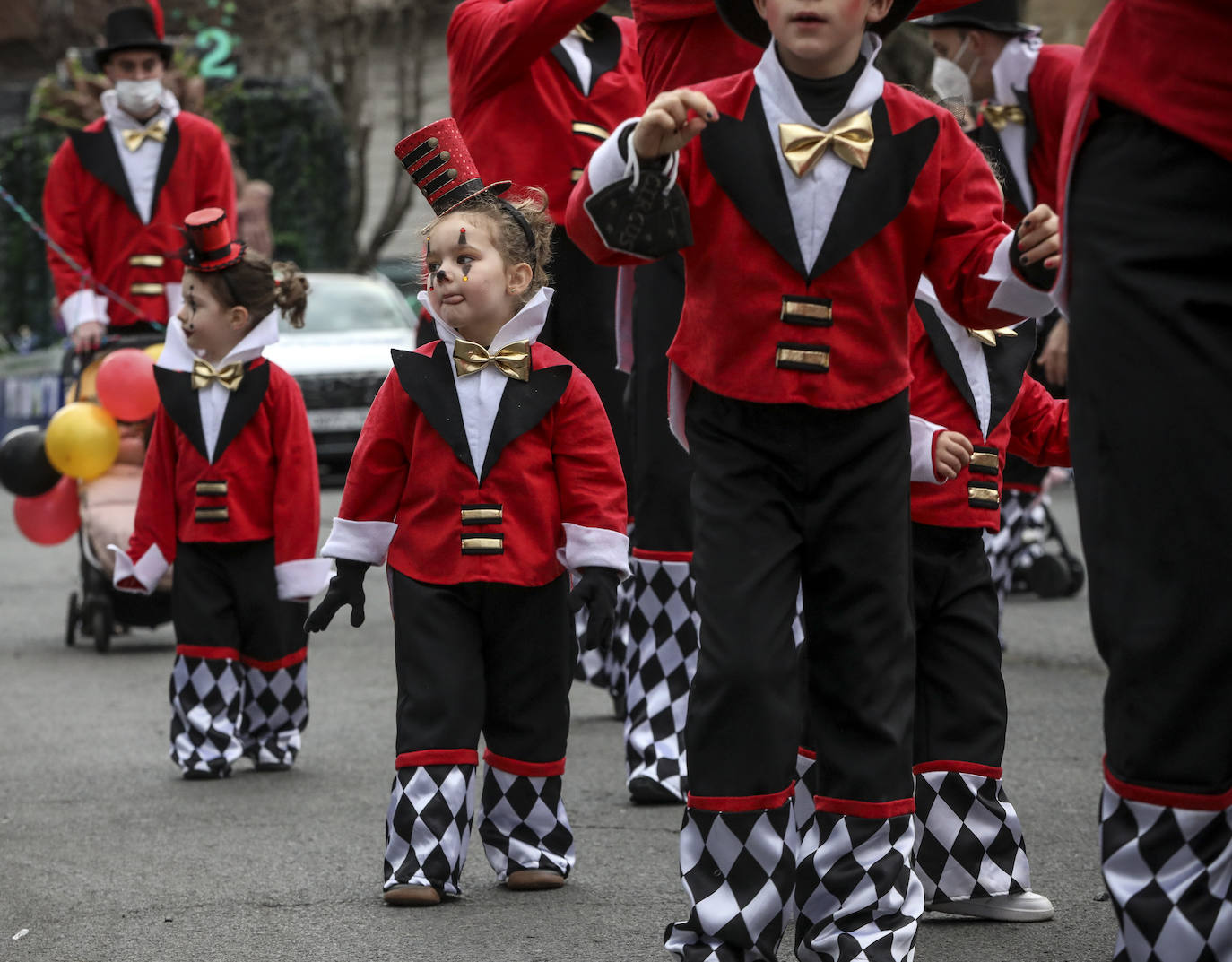 Fotos: Búscate en las fotos del desfile de comparsas del Carnaval