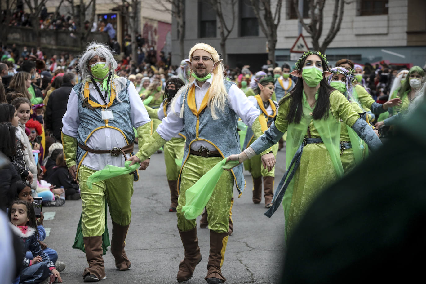 Fotos: Búscate en las fotos del desfile de comparsas del Carnaval