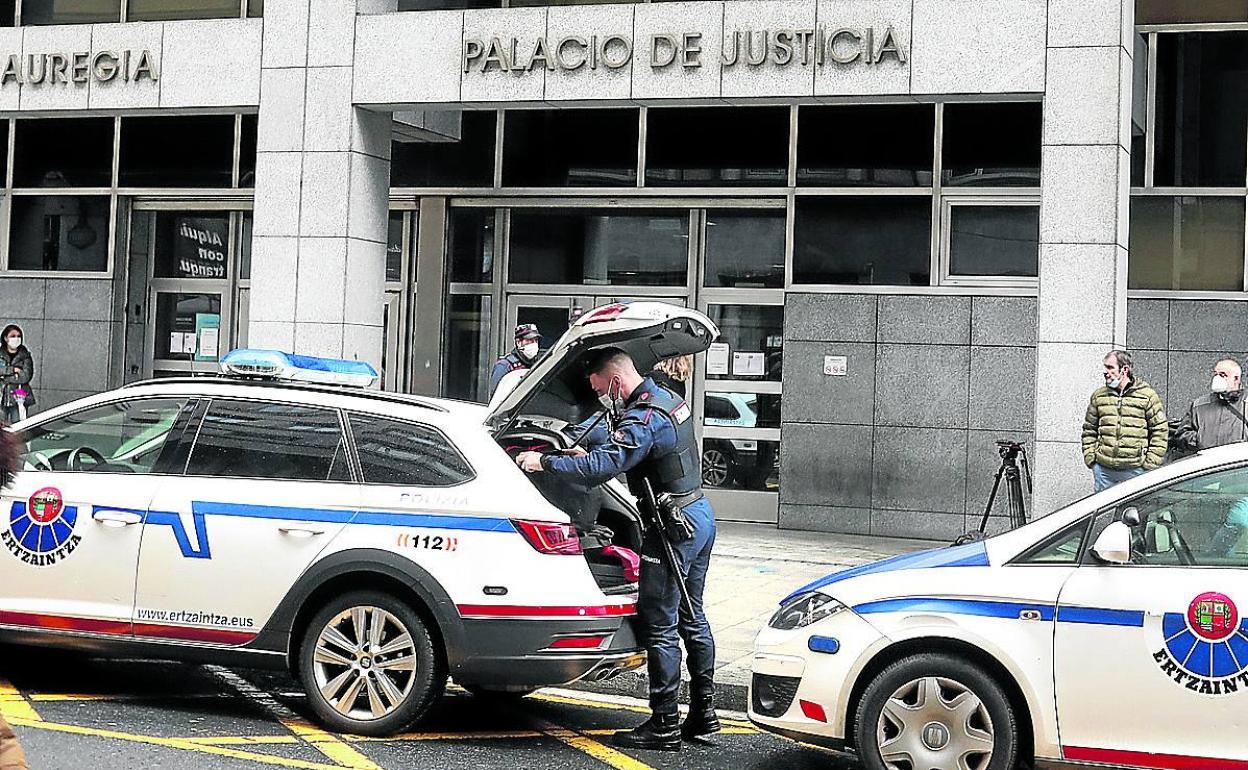 Juicio por el asesinato en la calle Zabala: La madre del asesinado en Zabala dice que su hijo «no fue a pelear», sino a «poner paz y arreglar las cosas»