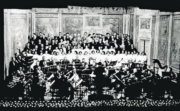 La orquesta en 1940, en la celebración de los 50 años