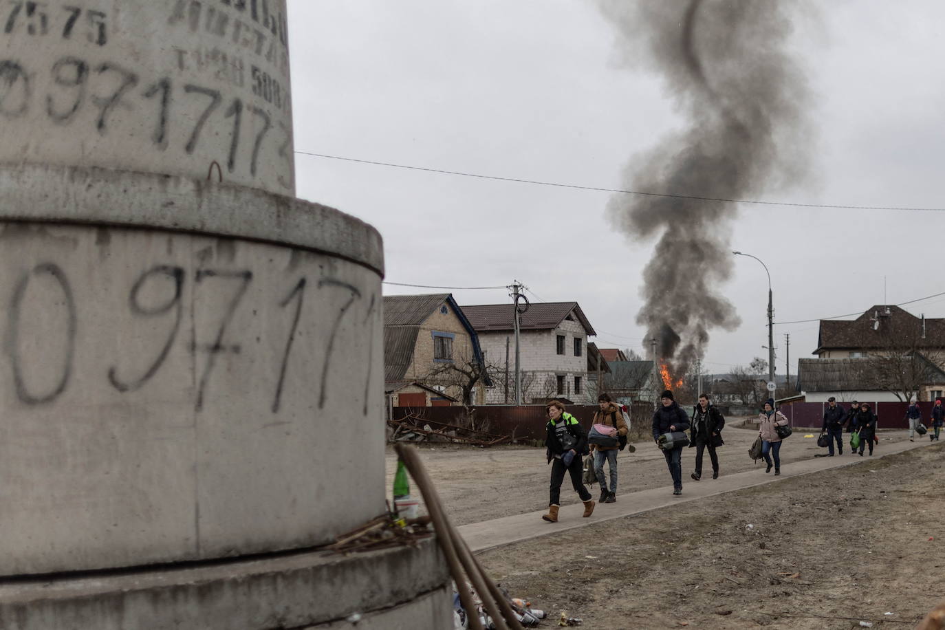 Fotos: Moscú bombardea a civiles en Irpin, a las puertas de Kiev