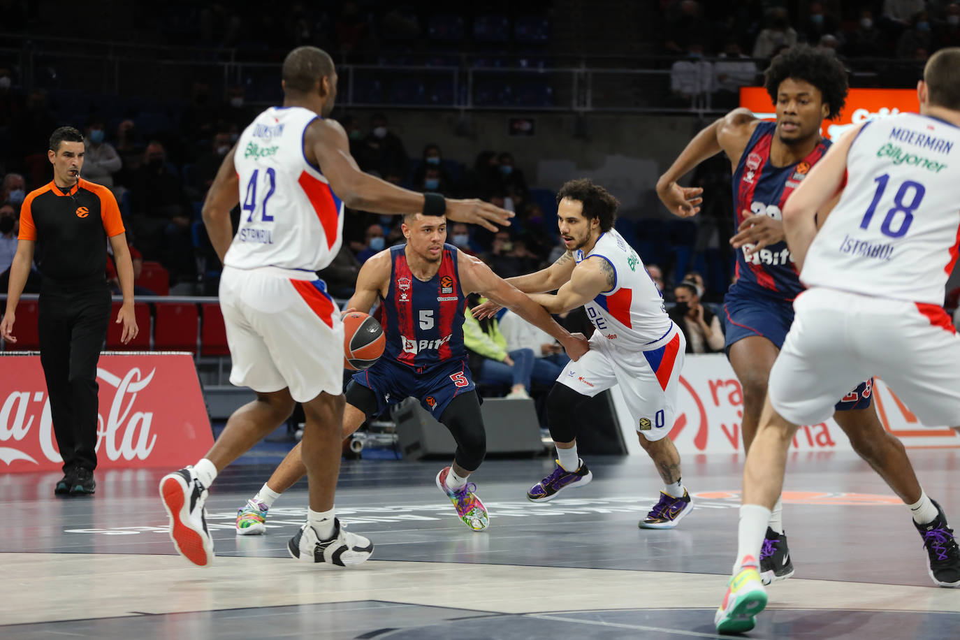 Fotos: Las mejores imágenes del Baskonia - Efes
