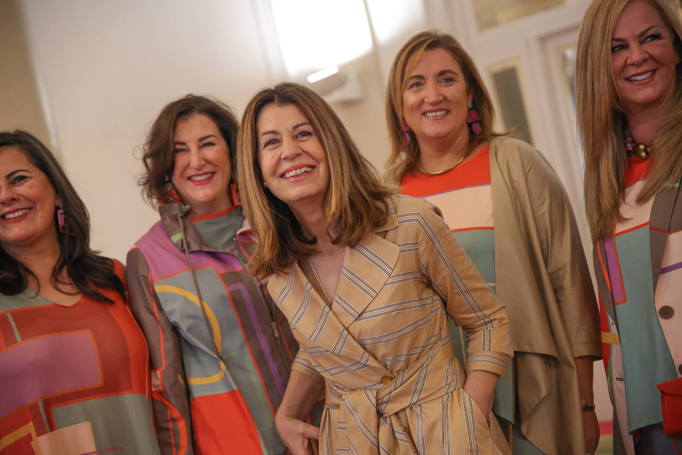 Fotos: «No nos avergüenzan las arrugas ni la talla 50»