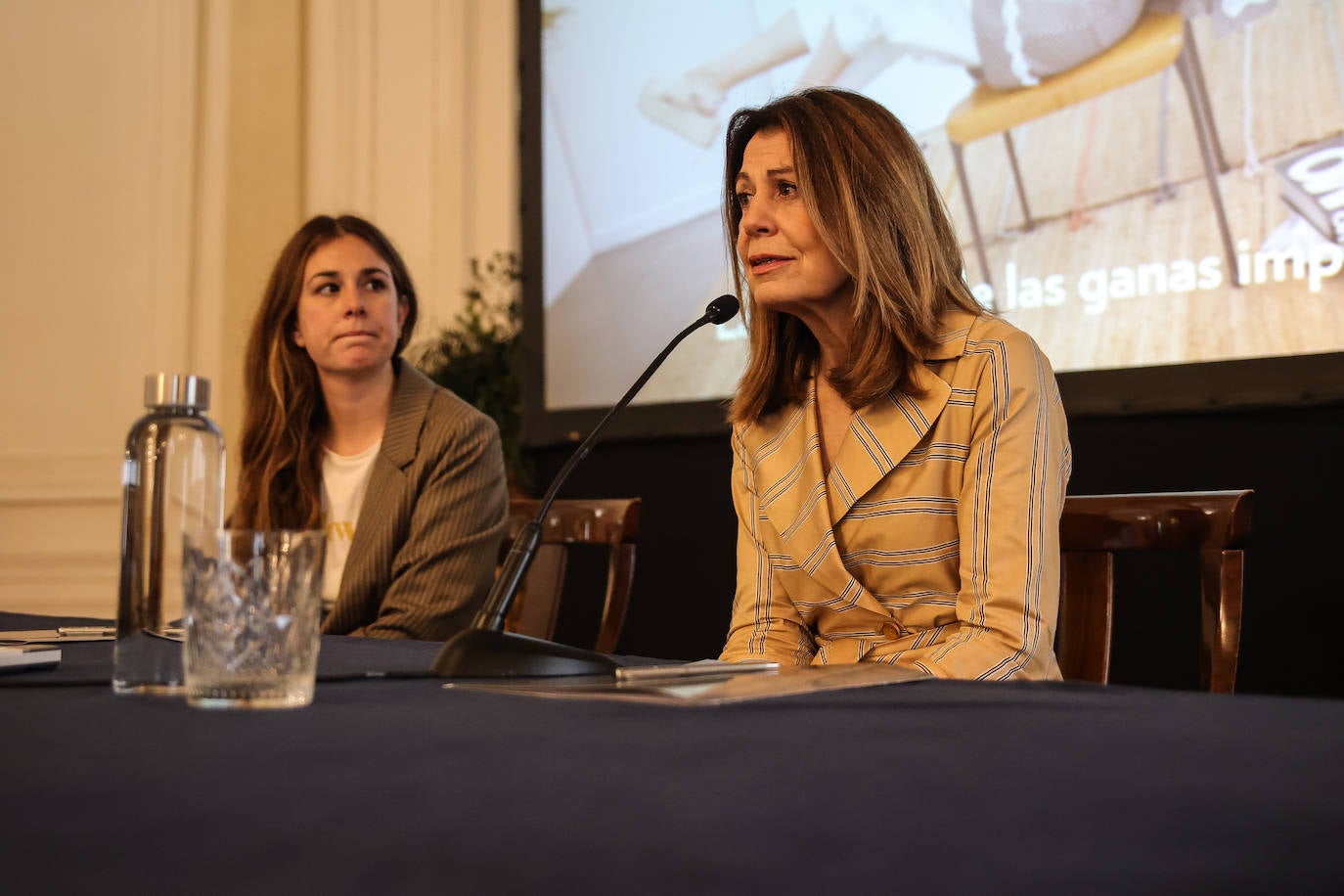 Fotos: «No nos avergüenzan las arrugas ni la talla 50»