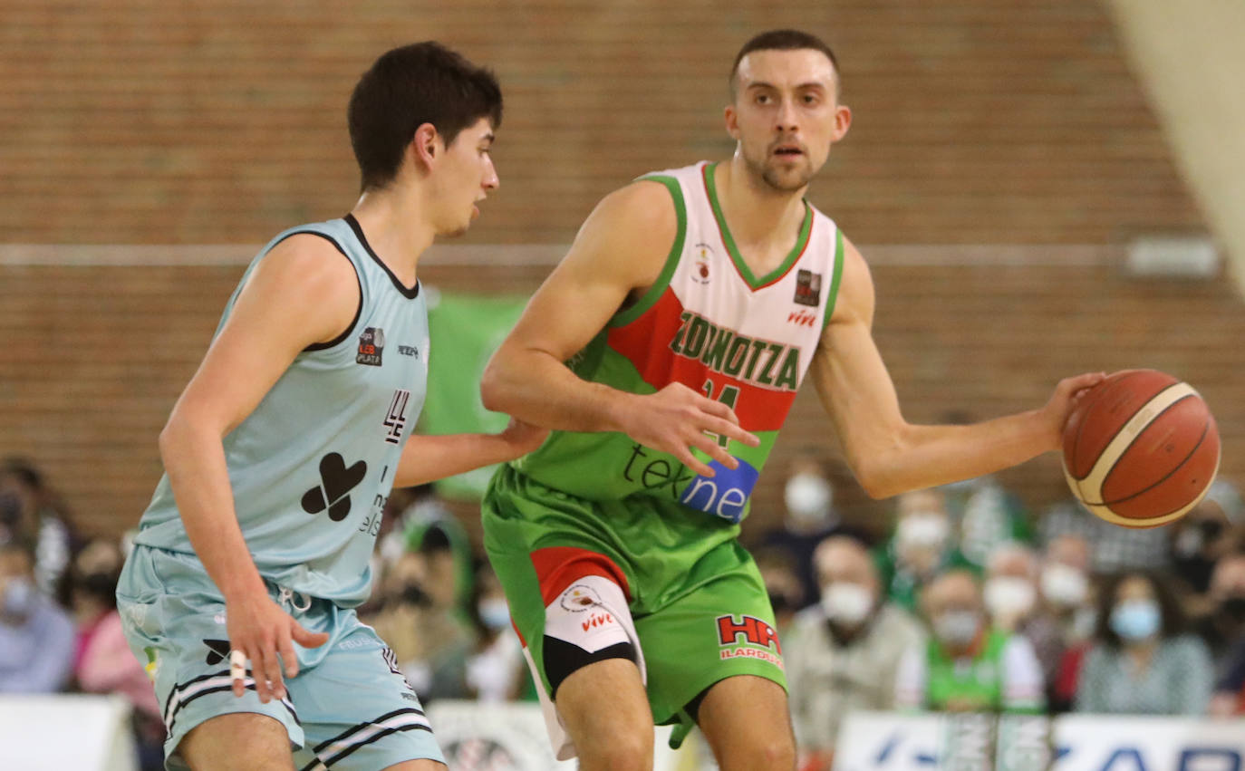 Fotos: El Zornotza se lleva su primera Copa Leb Plata