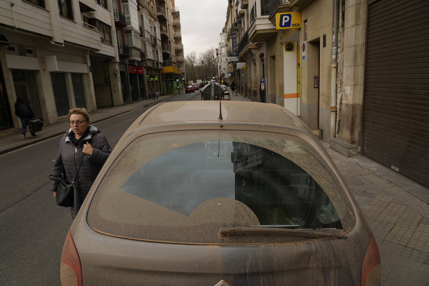 Fotos: La calima procedente del Sáhara cubre el cielo de Euskadi