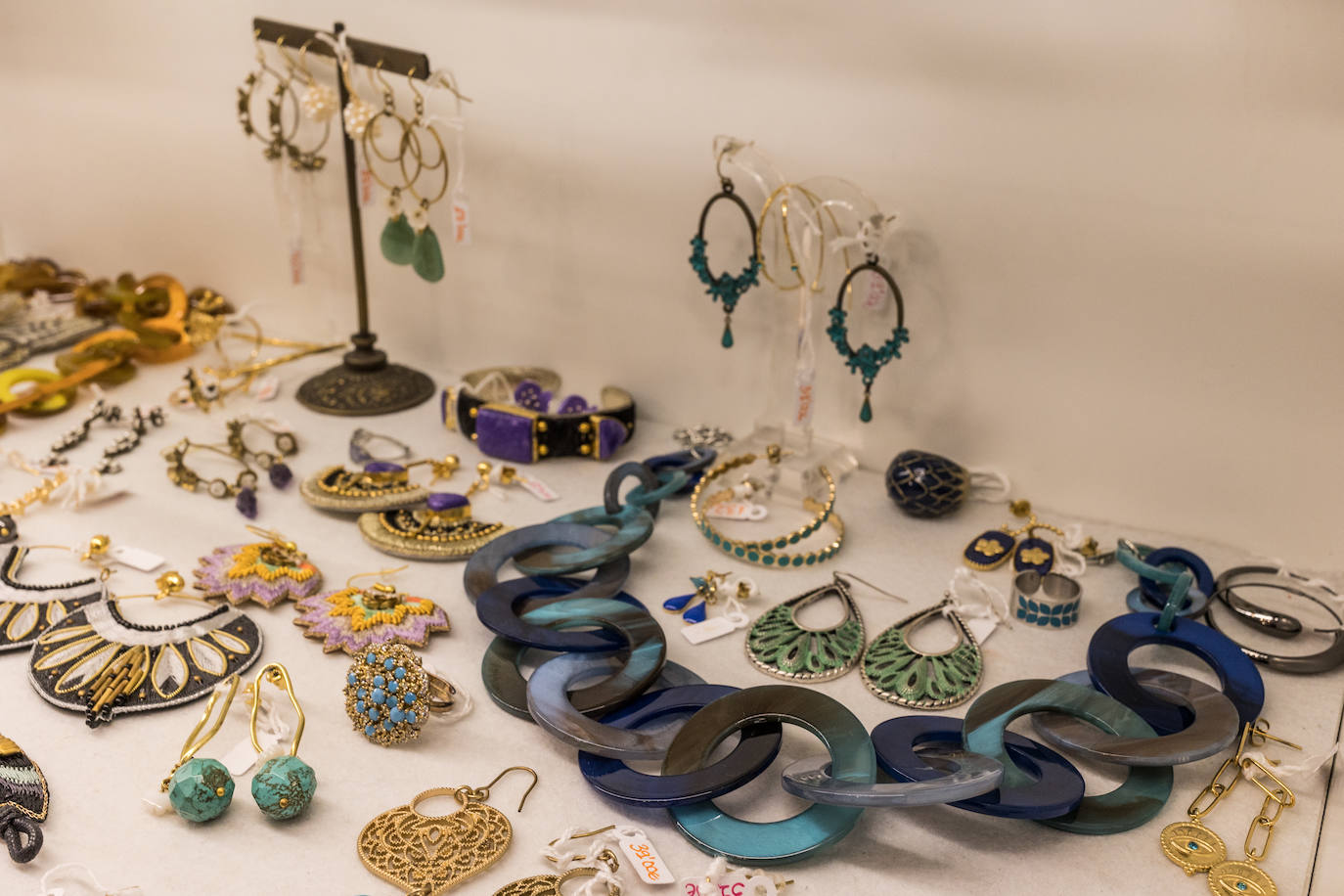 Fotos: Los pendientes de Paula Echevarria o Jennifer López están en esta tienda de Bilbao