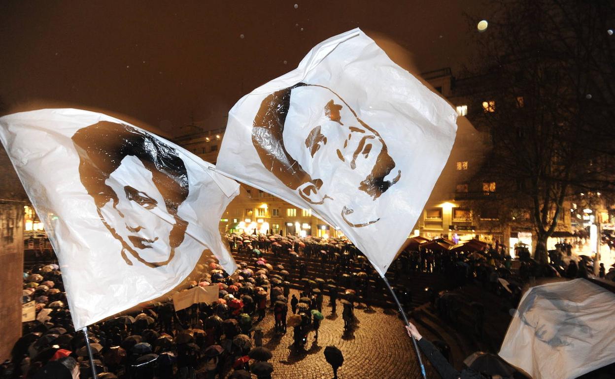 Las víctimas del 3 de Marzo critican la «incoherencia» del PSOE al tumbar la investigación en Madrid