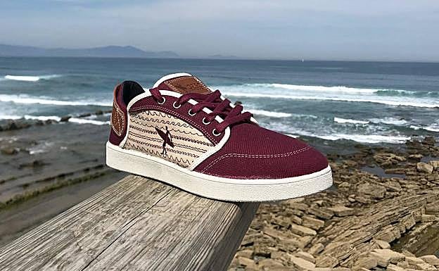 Una zapatilla ecológica de la firma 'Basq'. 