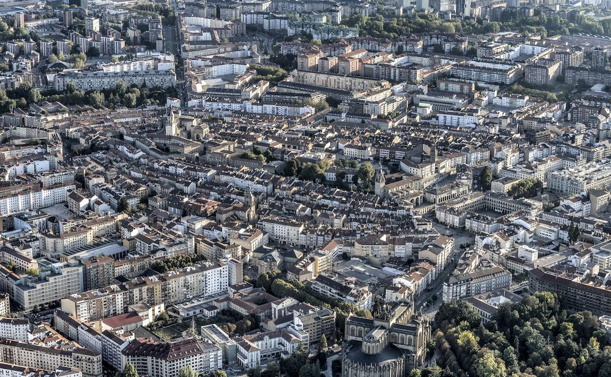El Casco Medieval recibirá 3 millones de euros hasta 2025 para rehabilitar viviendas.