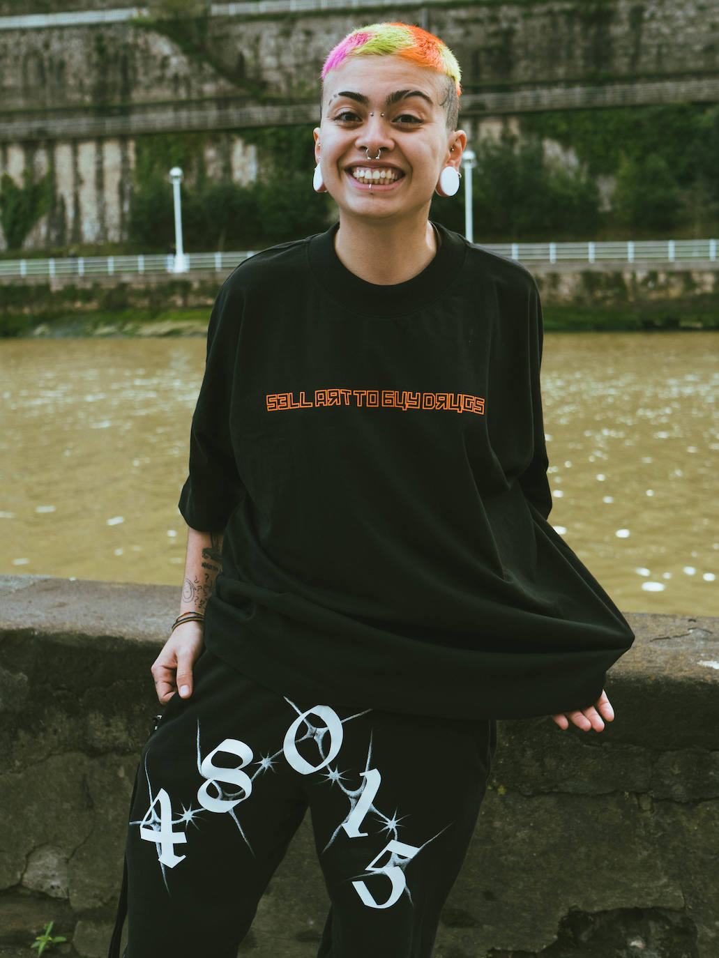 Fotos: Dos ingenieros bilbaínos crean la ropa que no te pondrías para la comunión de tu hijo