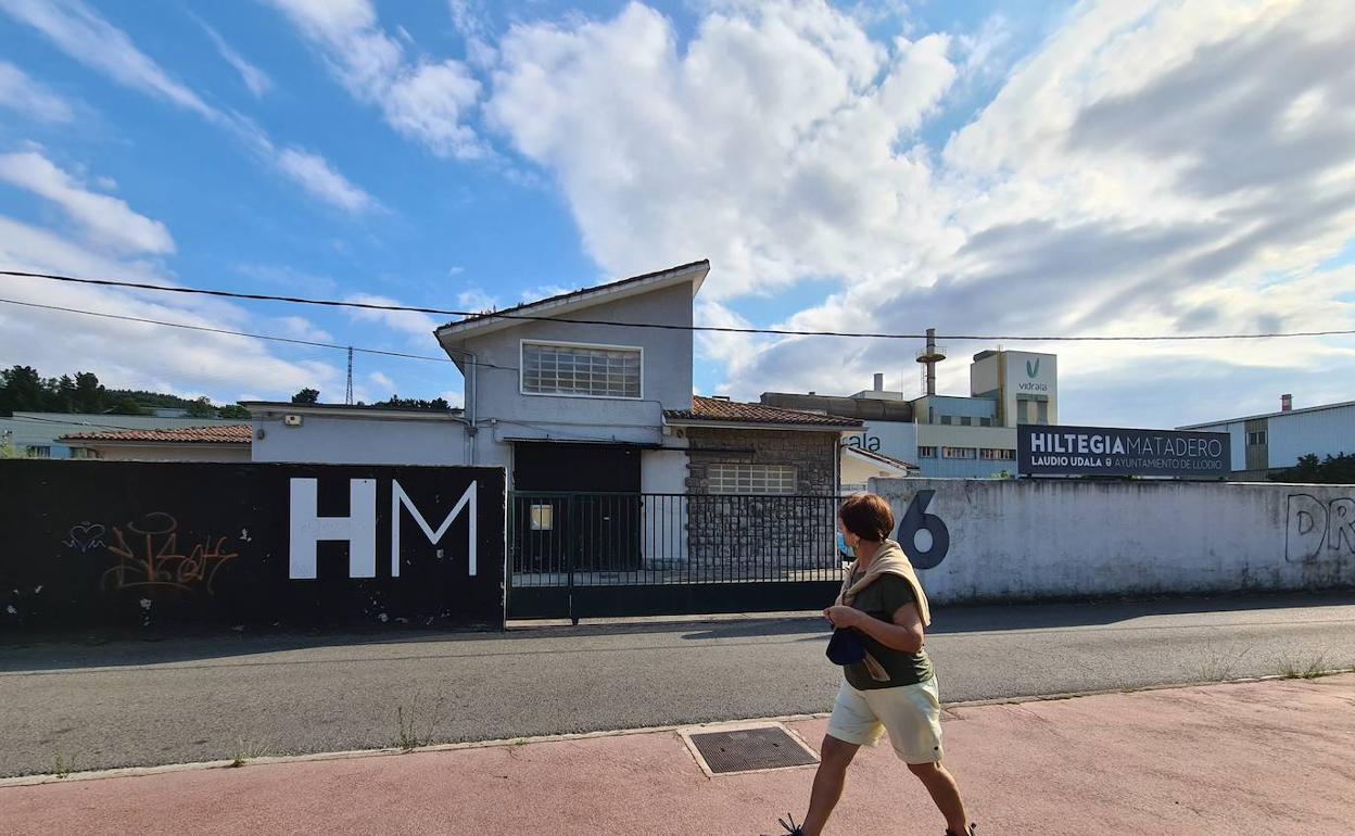 El cierre del matadero de Llodio ha dejado al sector primario sin una instalación fundamental. 