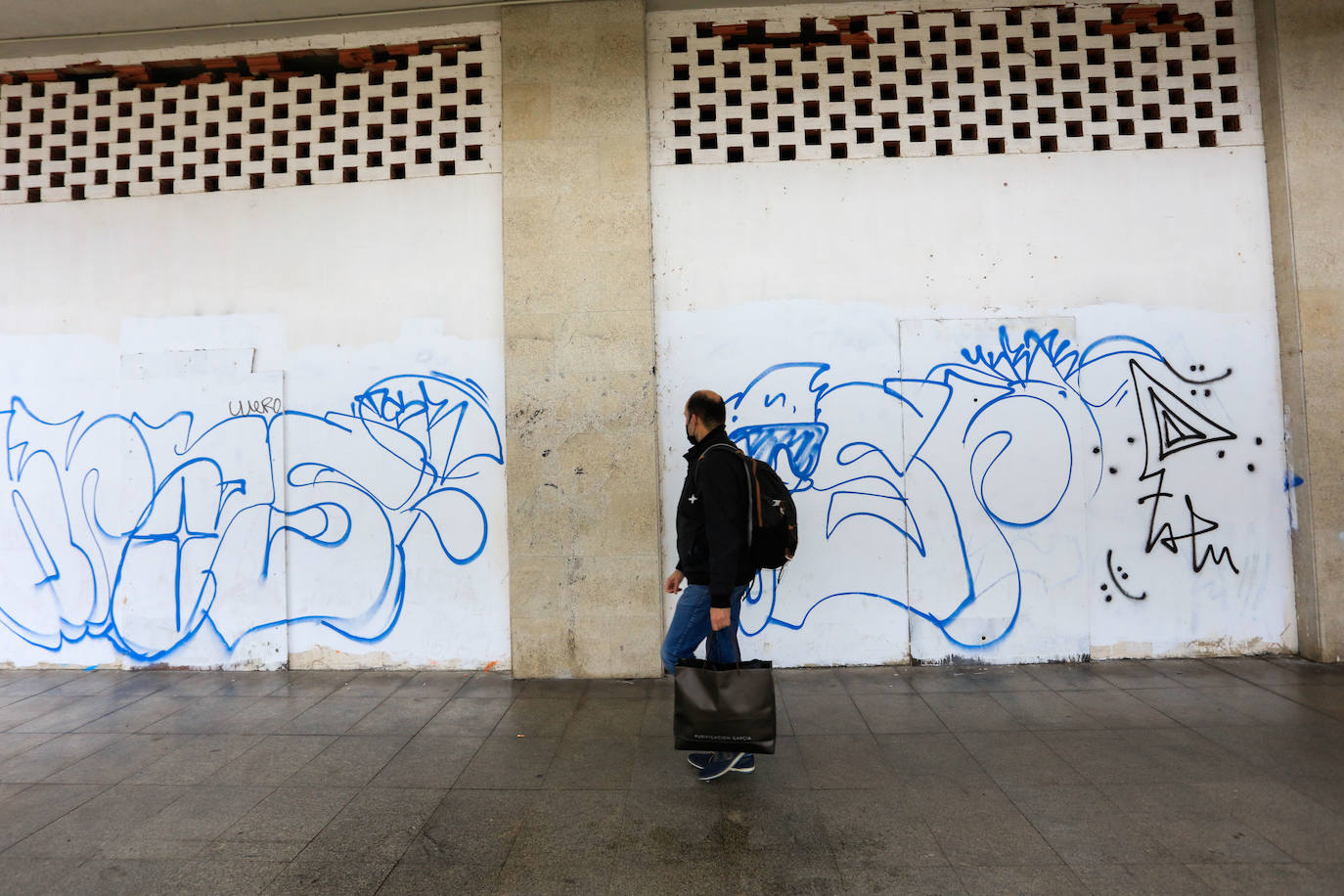 Vitoria ha identificado a 6 grafiteros y les ha impuesto sanciones por valor de 12.000 euros