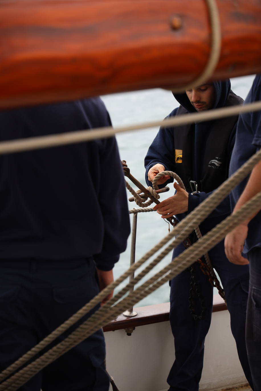 Fotos: “Los estudiantes de la Náutica navegan en el Saltillo”