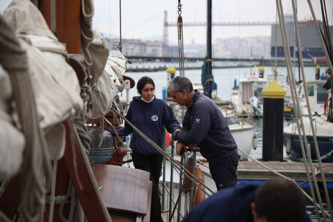 Fotos: “Los estudiantes de la Náutica navegan en el Saltillo”