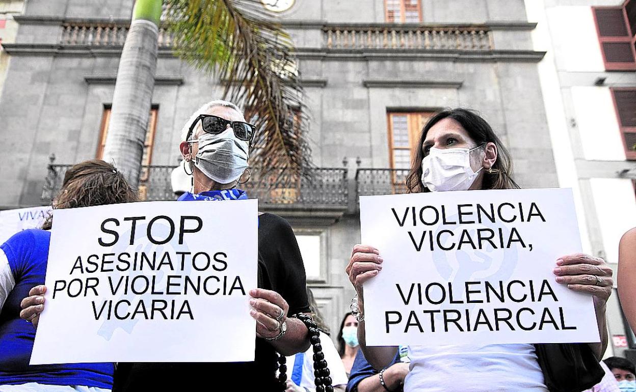 Imagen de una protesta celebrada en Tenerife tras el asesinato de las pequeñas Olivia y Anna. 