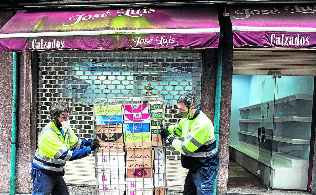 José Luis, unas de las zapaterías más clásicas de Bilbao, bajó la persiana a finales del año pasado. 