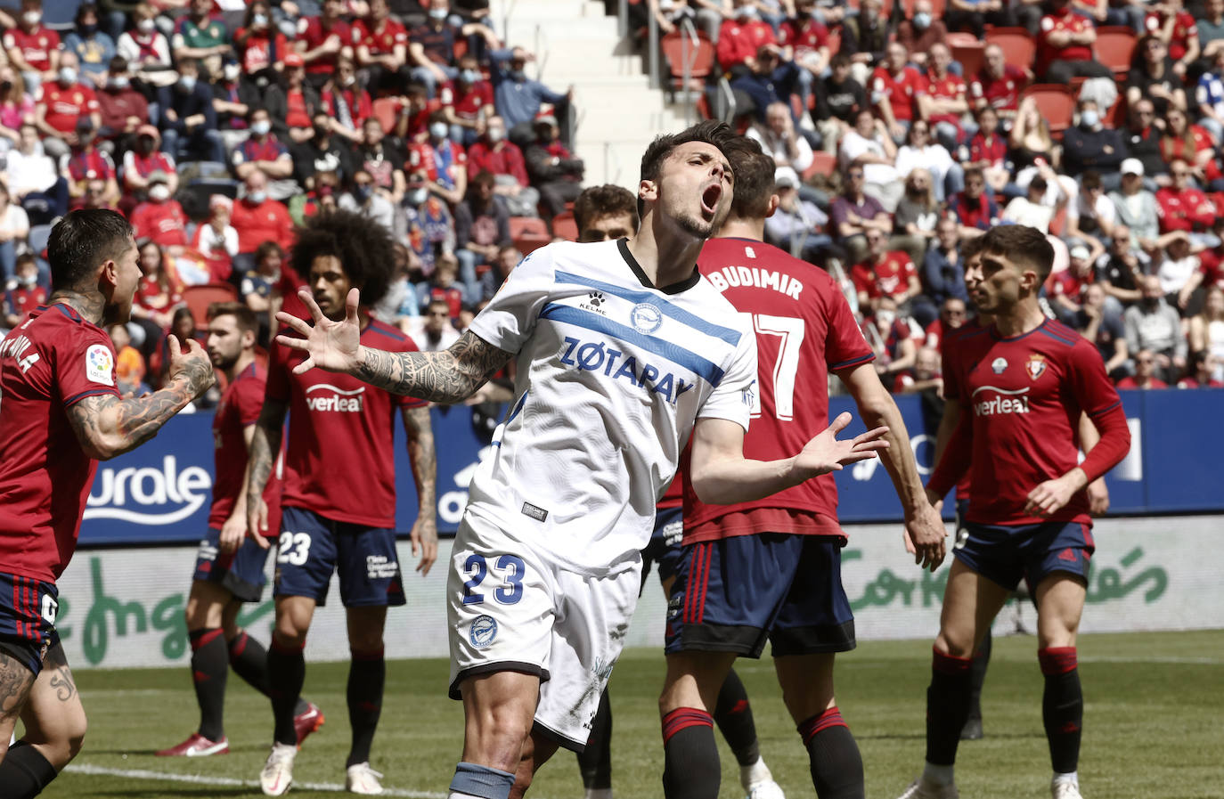 Fotos: Las mejores imágenes de partido entre Osasuna y Alavés