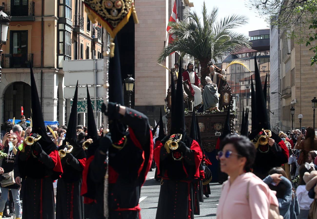 Fotos: La procesión del Borriquito triunfa en Bilbao