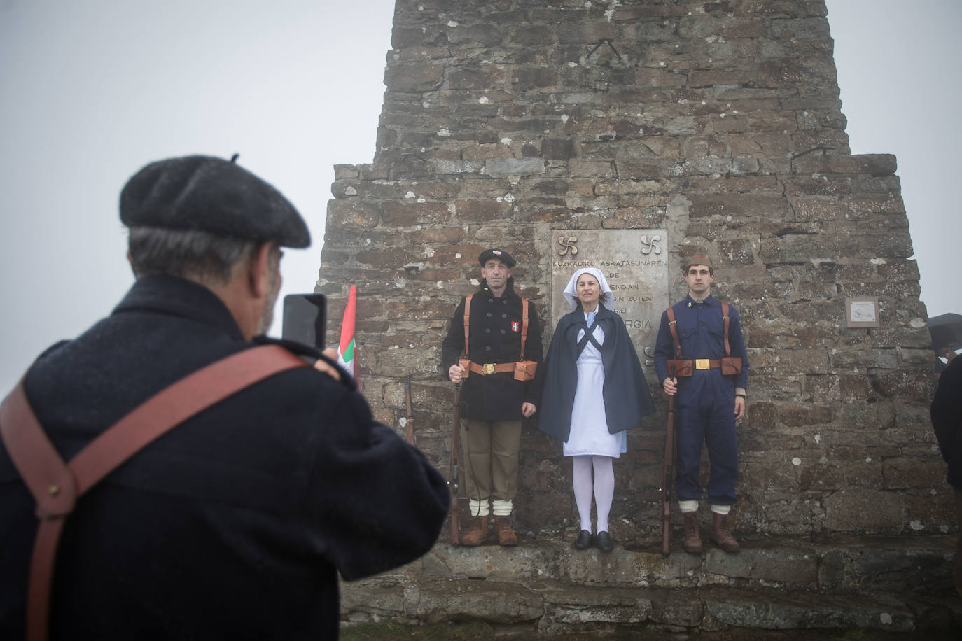 Fotos: Homenaje a los gudaris en el monte Saibigain