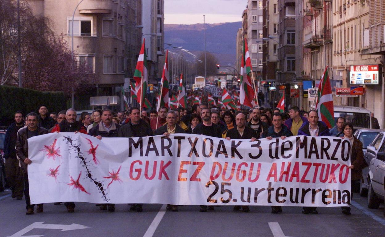 El Gobierno garantiza que la nueva Ley de Memoria Democrática dará cobertura a las víctimas del 3 de marzo