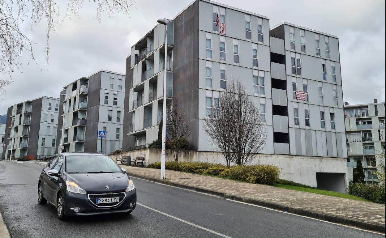 La urbanización Apaloeta está en el barrio de Latiorro, uno de los más populosos de Llodio. 