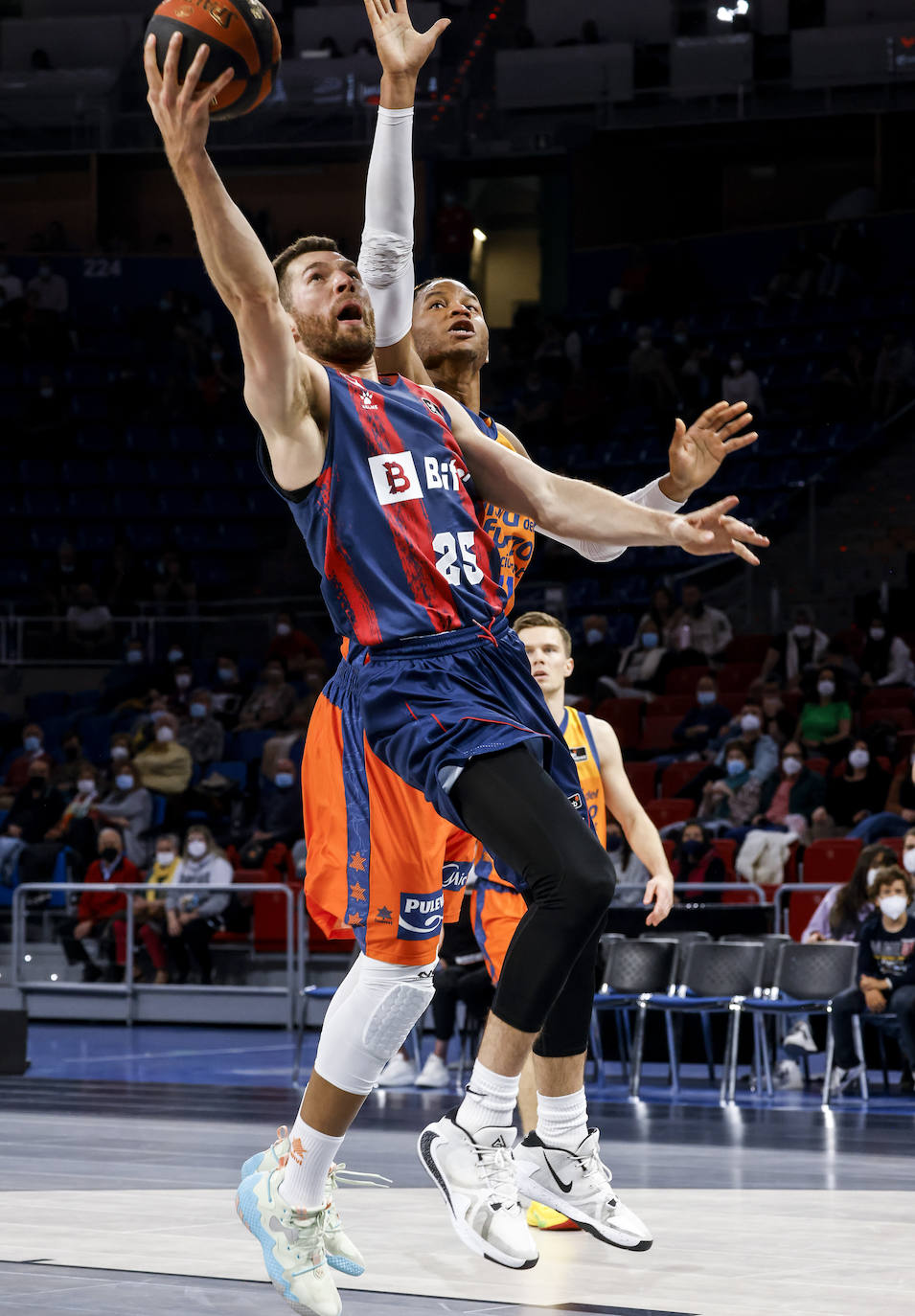 Fotos: Las mejores imágenes del Baskonia-Valencia